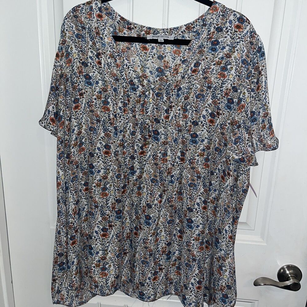 Rose & Olive Women’s Floral V-Neck Multicolor Top Size 3X Pleated Flowy Boho